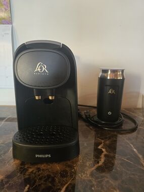 Philips L'OR Barista Capsule Coffee Machine in Black